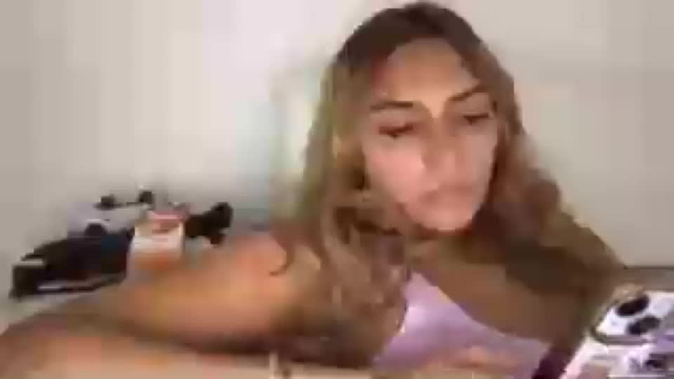 bbypiamia Webcam Chat August 6, 2026