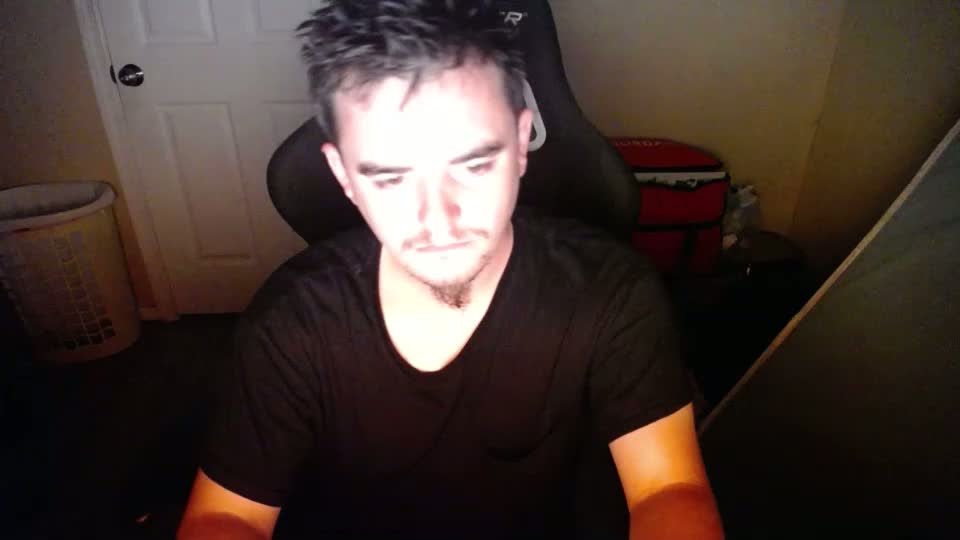 theycallmeking1000 Webcam Chat August 6, 2026