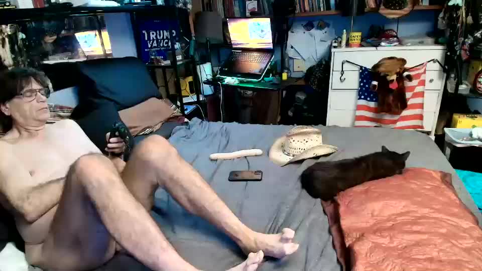 pink_black Webcam Chat August 6, 2026