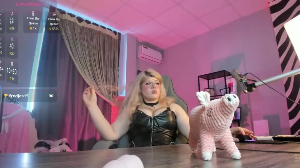 lilithnelson Webcam Chat August 6, 2026