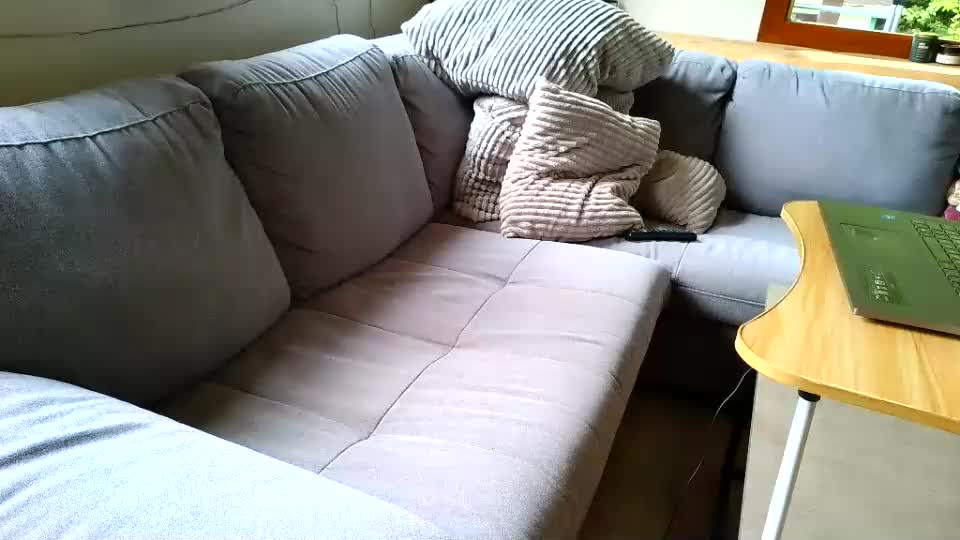 emyxxl Webcam Chat August 6, 2026