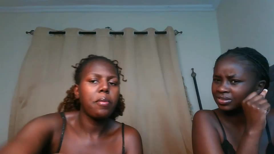 pretty_empress Webcam Chat August 6, 2026