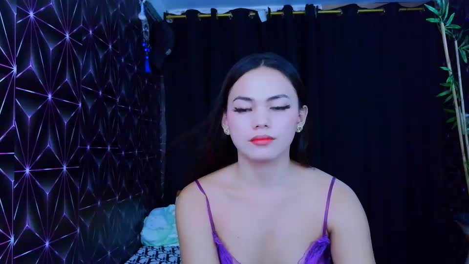 urhot_maxine Webcam Chat August 6, 2026