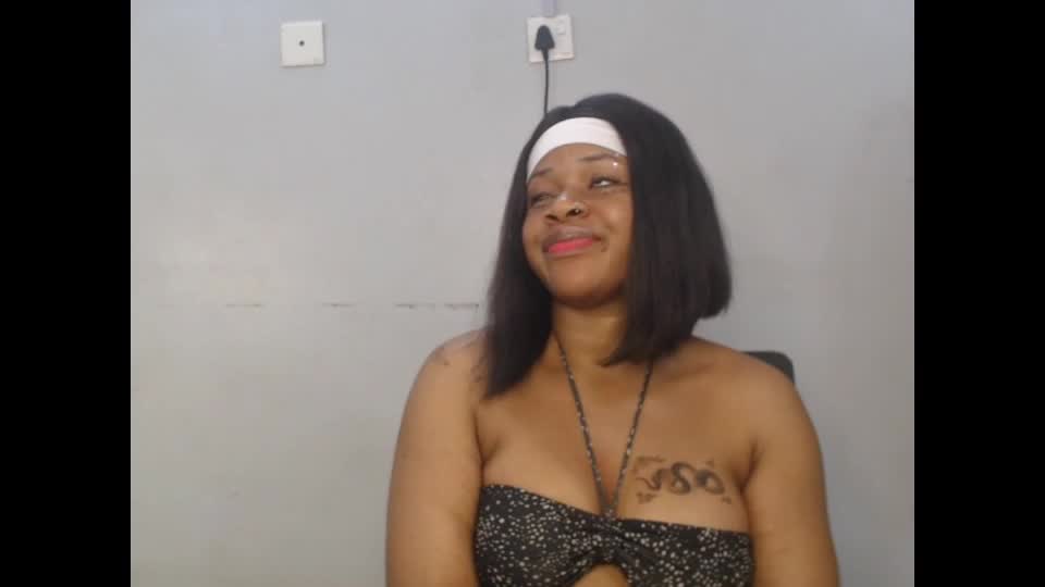 chocox_petitqueen Webcam Chat August 7, 2026