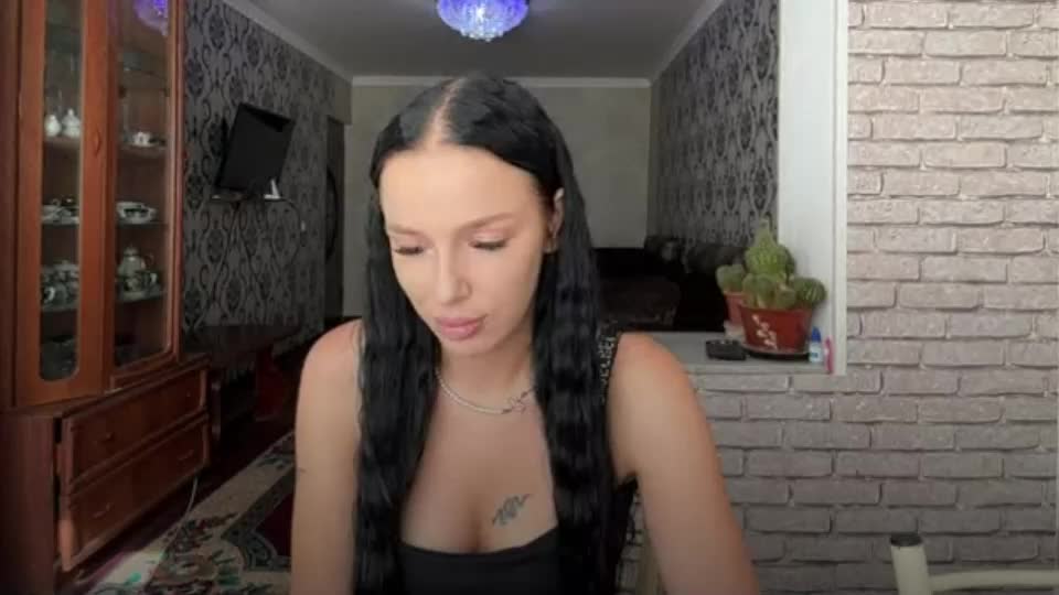 shizueliffick Webcam Chat August 7, 2026