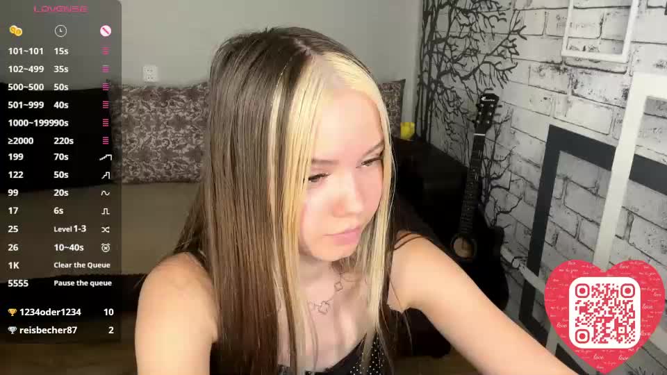 rosenamohmed Webcam Chat August 7, 2026