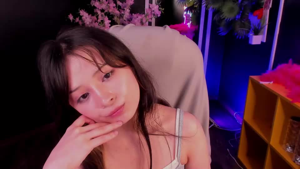may_lings Webcam Chat August 7, 2026