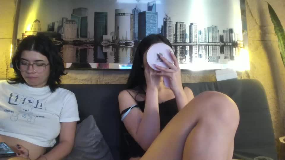 liilyrose Webcam Chat August 7, 2026