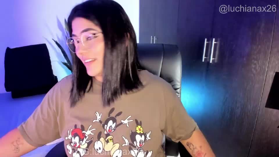 lucy2606 Webcam Chat August 7, 2026
