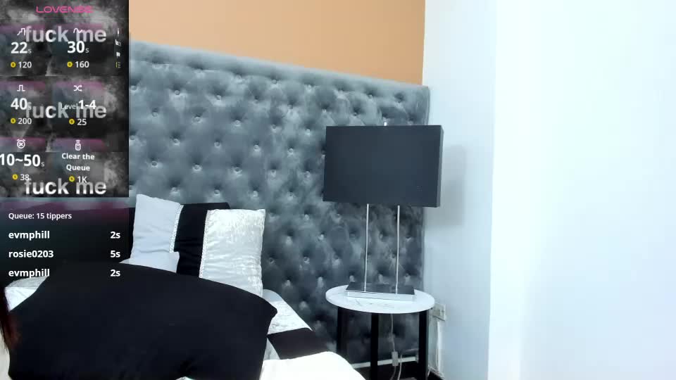 valesantodomingo Webcam Chat August 7, 2026