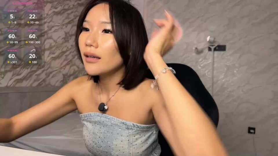 asian_vi Webcam Chat August 7, 2026