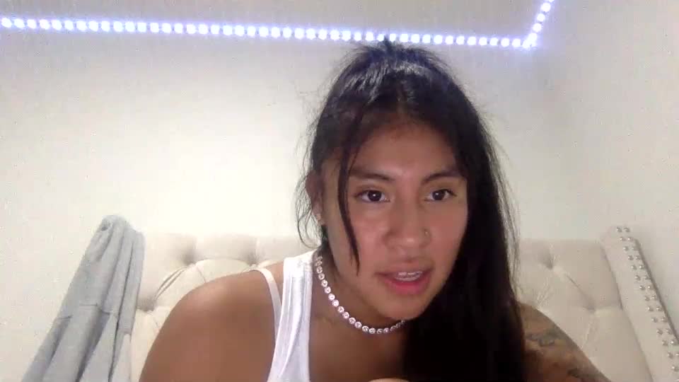 pretty_girl828687 Webcam Chat August 7, 2026