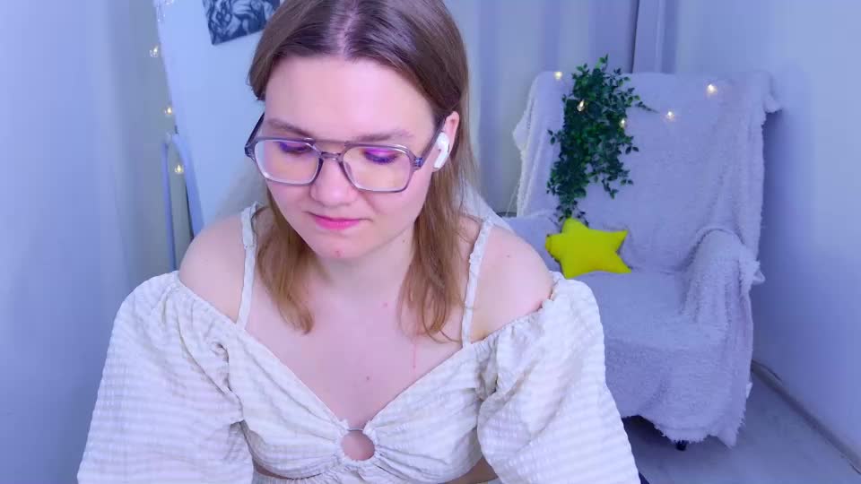 dreamyydaze Webcam Chat August 7, 2026