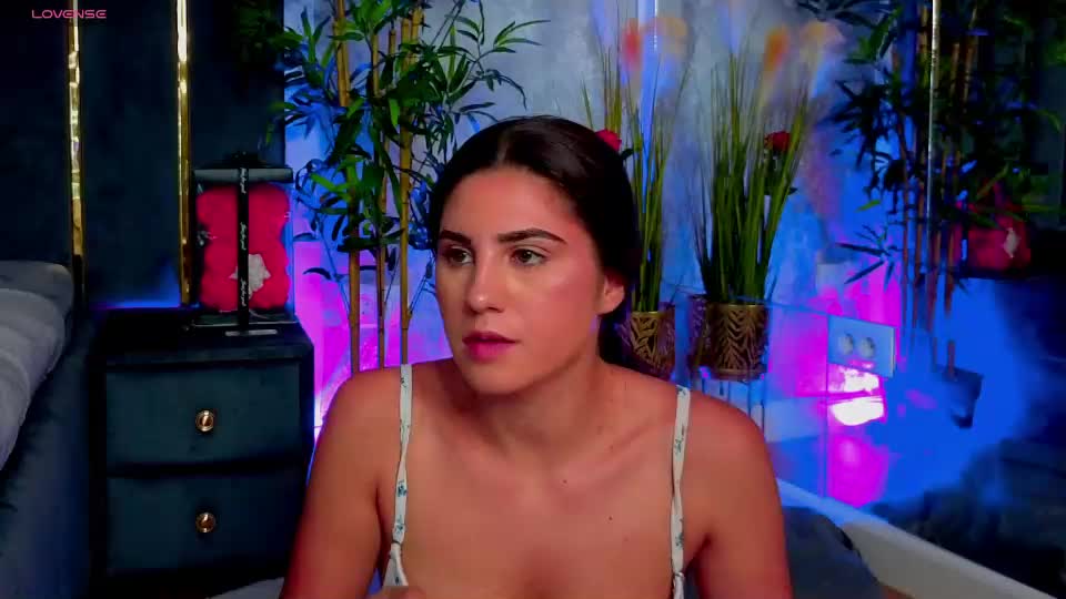 valery_evann Webcam Chat August 7, 2026