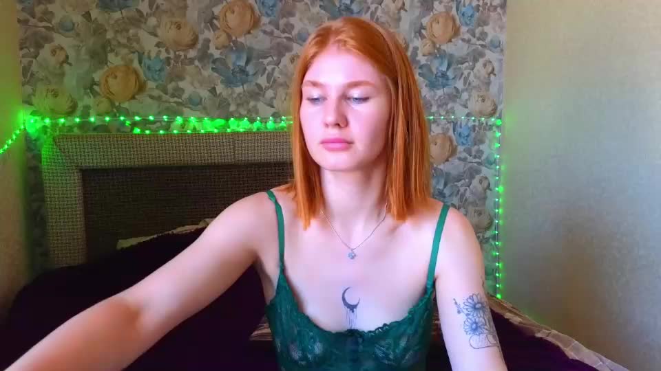 juli_ginger Webcam Chat August 8, 2026
