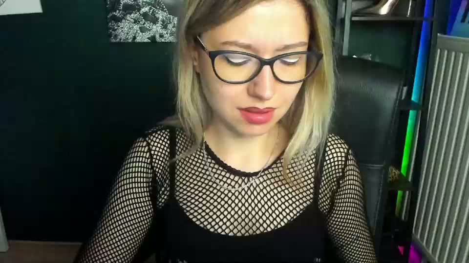 heidi_pleasure Webcam Chat August 8, 2026