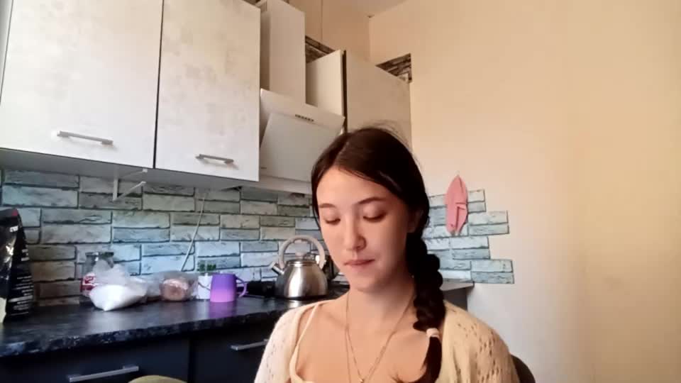 elouisevallian Webcam Chat August 8, 2026