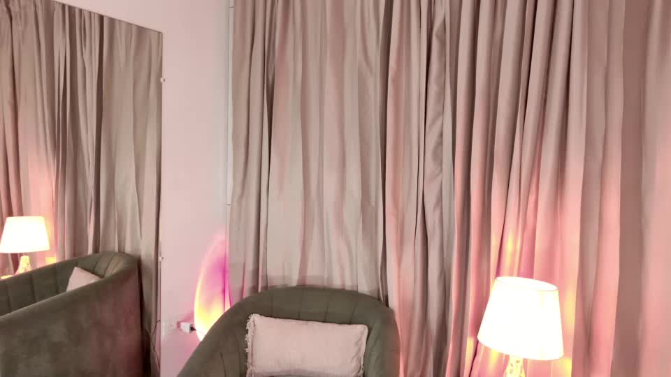 vicky_kittyy Webcam Chat August 8, 2026