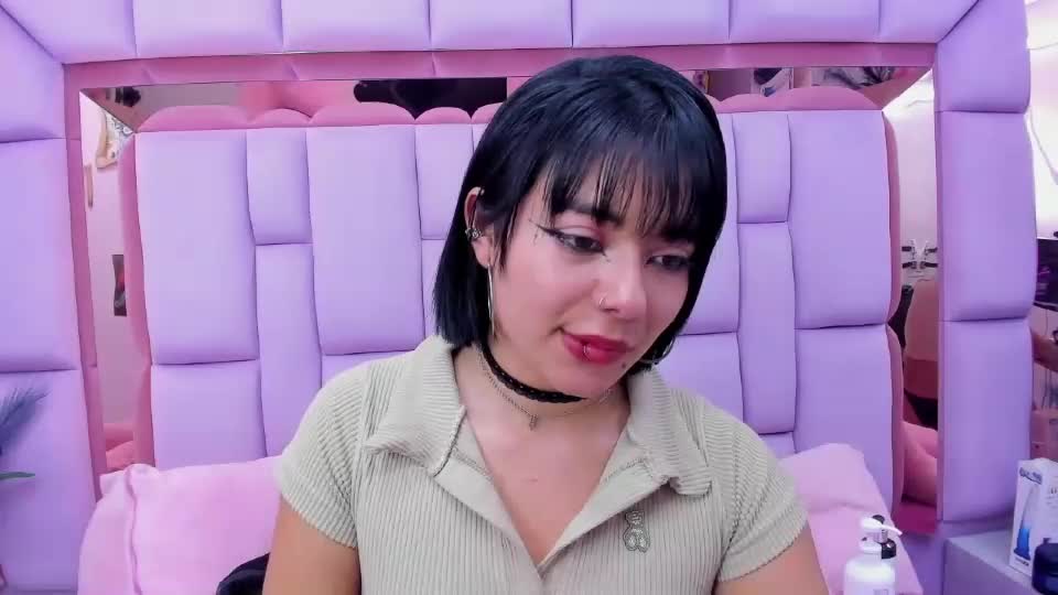 roxane_vega Webcam Chat August 8, 2026