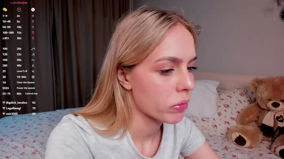 leviavillat Webcam Chat August 8, 2026