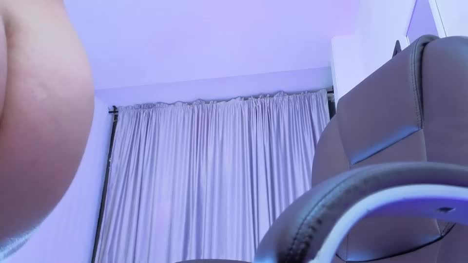 violeta_tepes Webcam Chat August 8, 2026