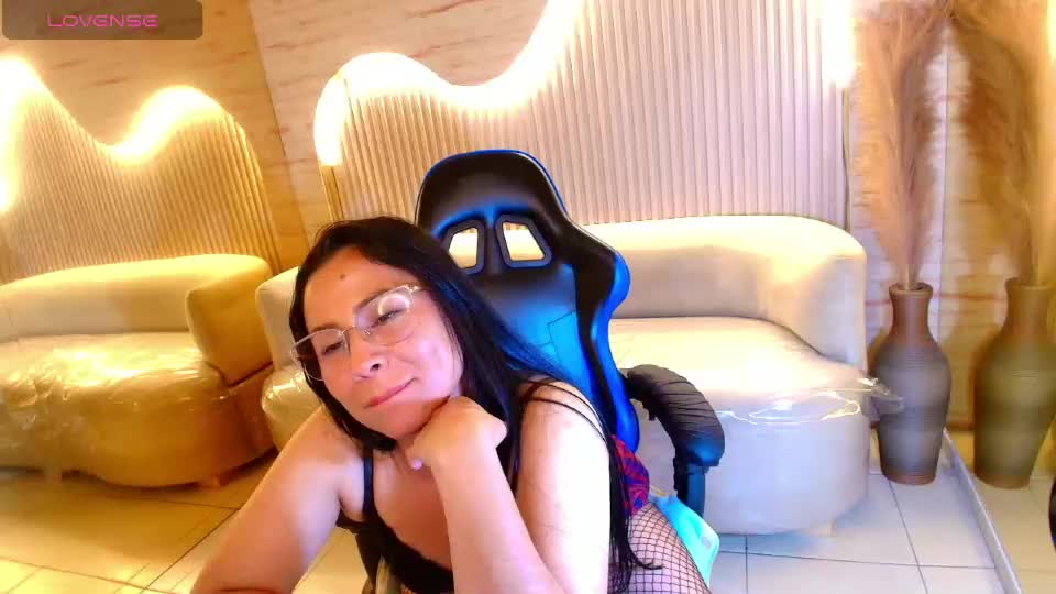 valentina__r_ Webcam Chat August 8, 2026