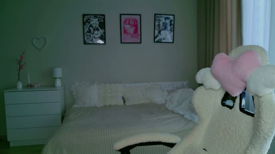liasexyashell Webcam Chat August 8, 2026