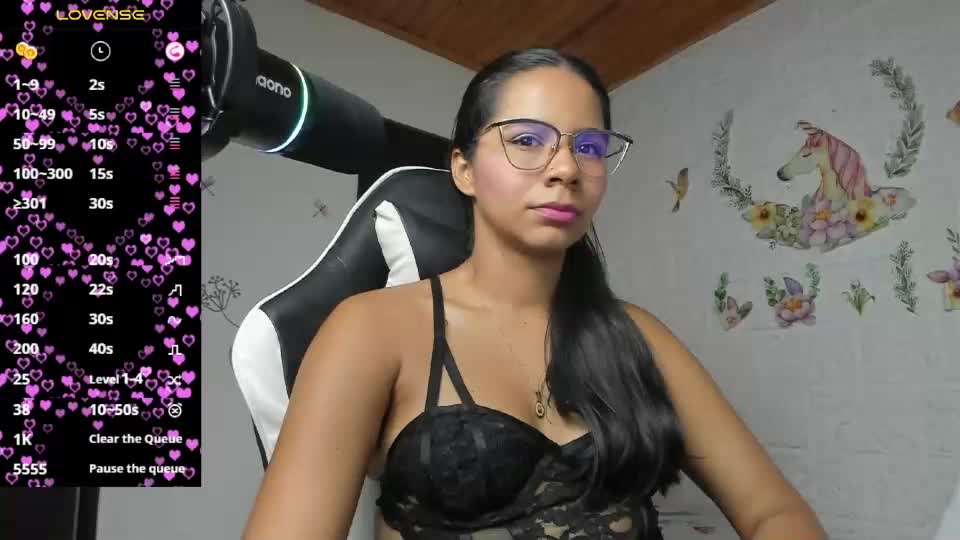 alisson_hoffman05 Webcam Chat August 8, 2026