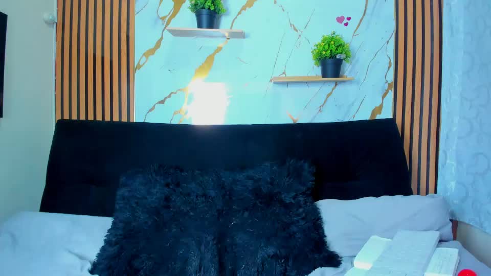 candy_queens__ Webcam Chat August 8, 2026