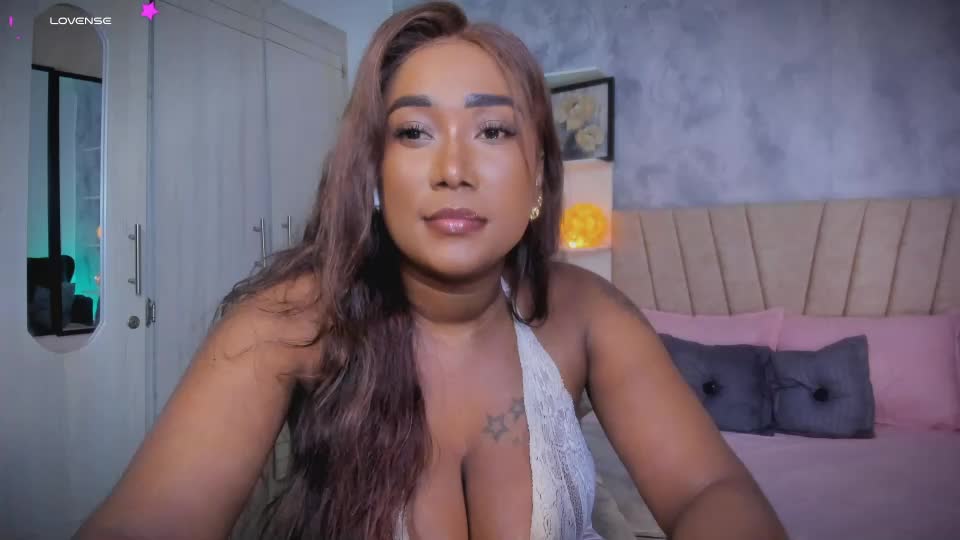 alessia_anderson07 Webcam Chat August 8, 2026