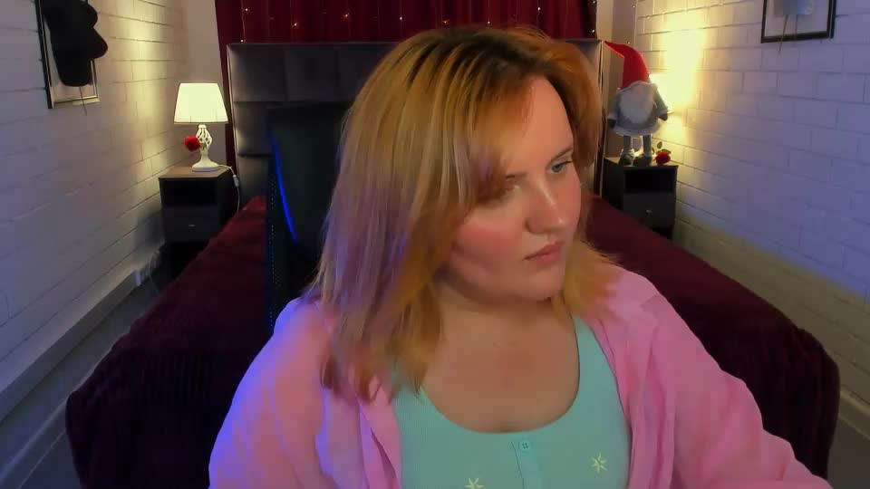 katybriggs Webcam Chat August 8, 2026