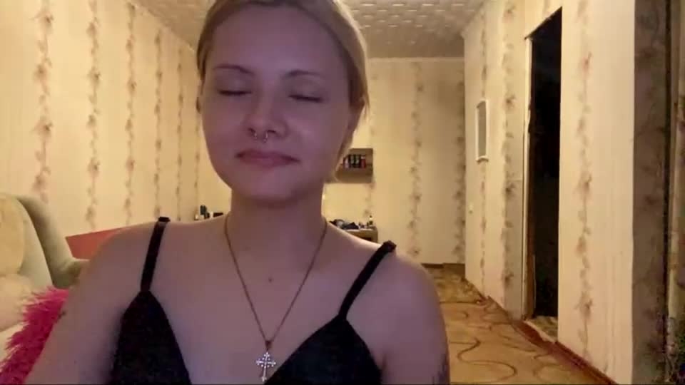 richellearmentrout Webcam Chat August 8, 2026