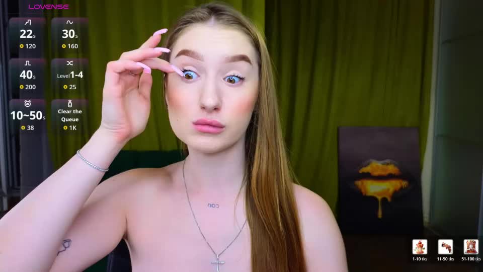 alicafoxis Webcam Chat August 8, 2026