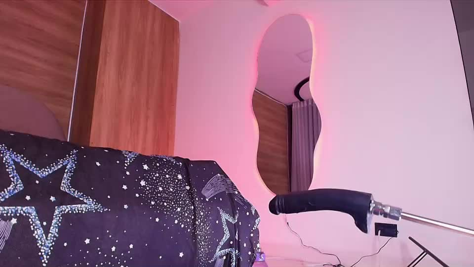 kiaralopez_ Webcam Chat August 8, 2026