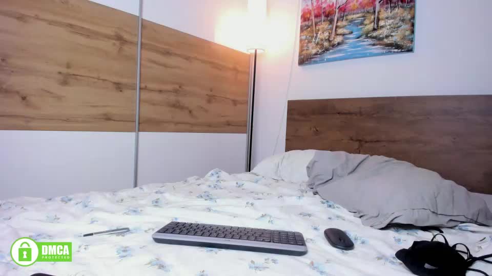mia_yuko Webcam Chat August 8, 2026