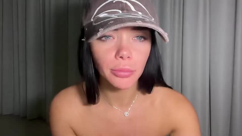 paigemckinnon Webcam Chat August 8, 2026