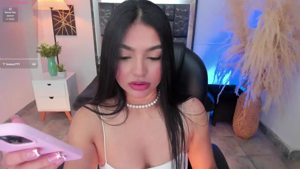 saraa_stormy Webcam Chat August 8, 2026