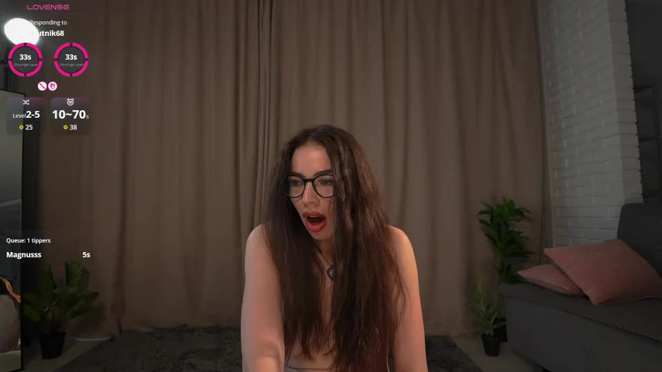 harita_lovee Webcam Chat August 8, 2026