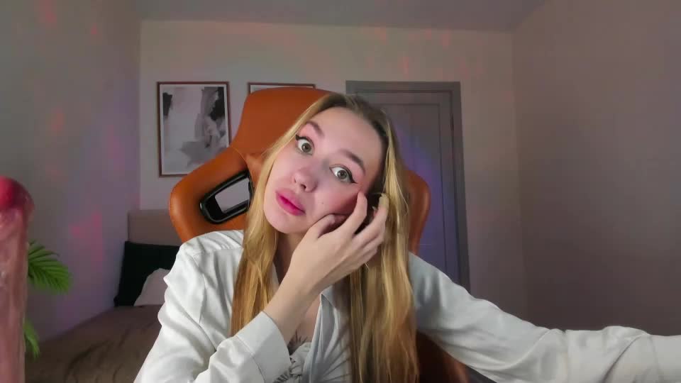 andarnaa Webcam Chat August 8, 2026