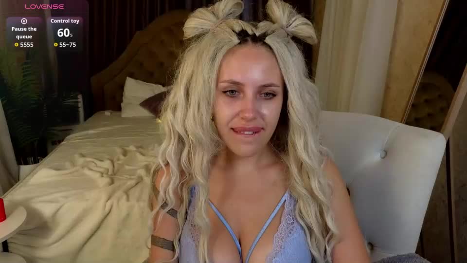 _amymoore Webcam Chat August 8, 2026