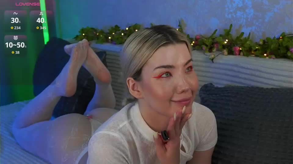 lindathackerr Webcam Chat August 8, 2026