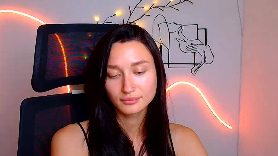 tayavibe Webcam Chat August 8, 2026