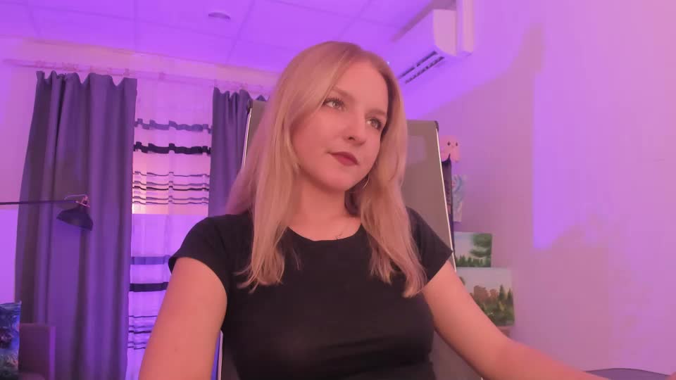 violamore Webcam Chat August 8, 2026