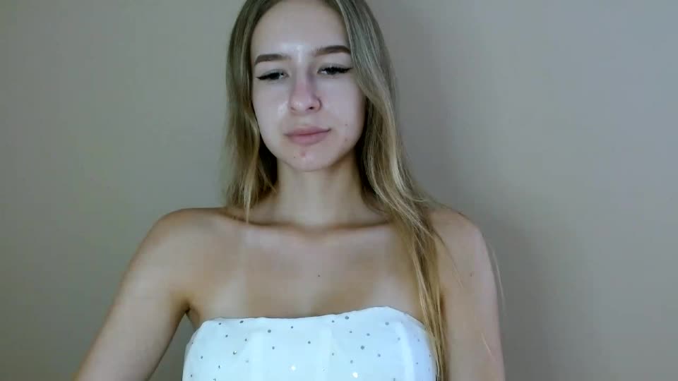 tiarasmile Webcam Chat August 8, 2026