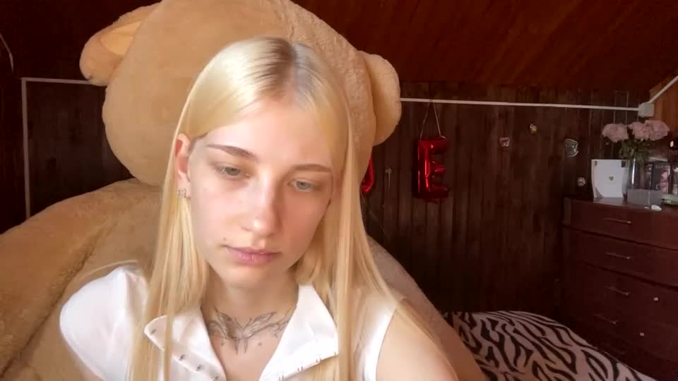 janicesivertsen Webcam Chat August 9, 2026