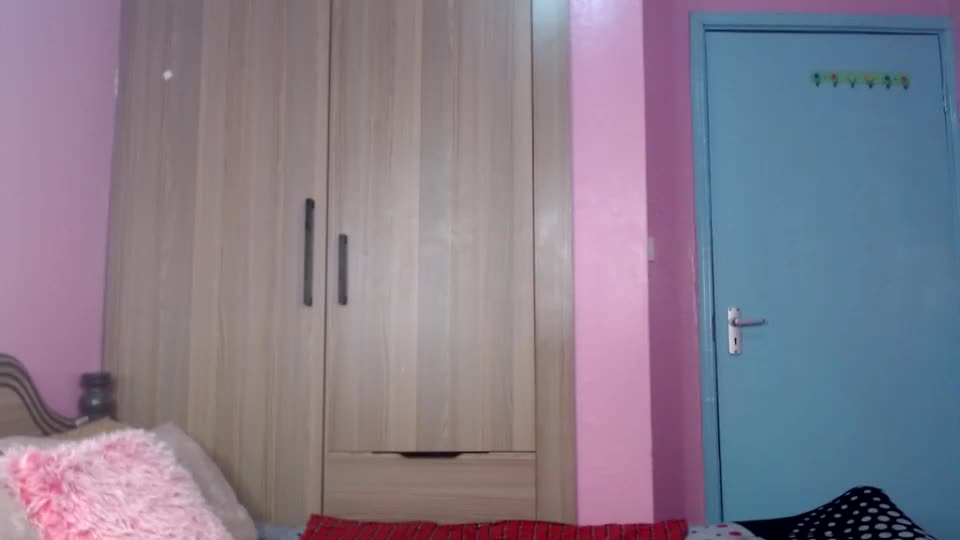 sweetlykaya Webcam Chat August 9, 2026