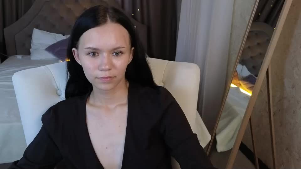 kira_bliss_ Webcam Chat August 9, 2026