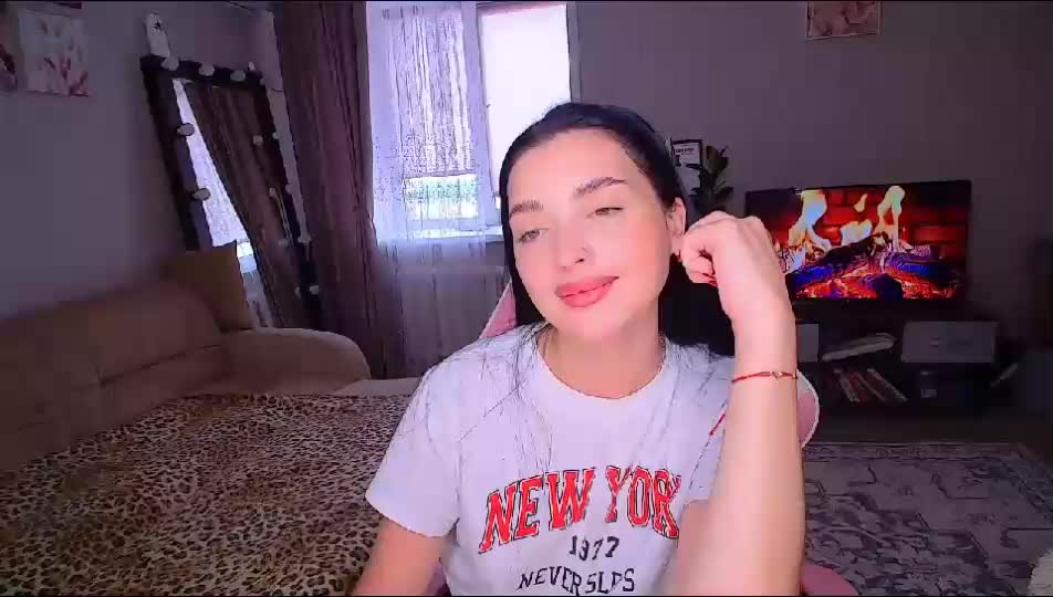 princessamira1 Webcam Chat August 9, 2026