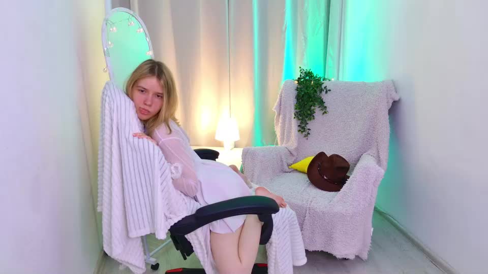 milanarayy Webcam Chat August 9, 2026