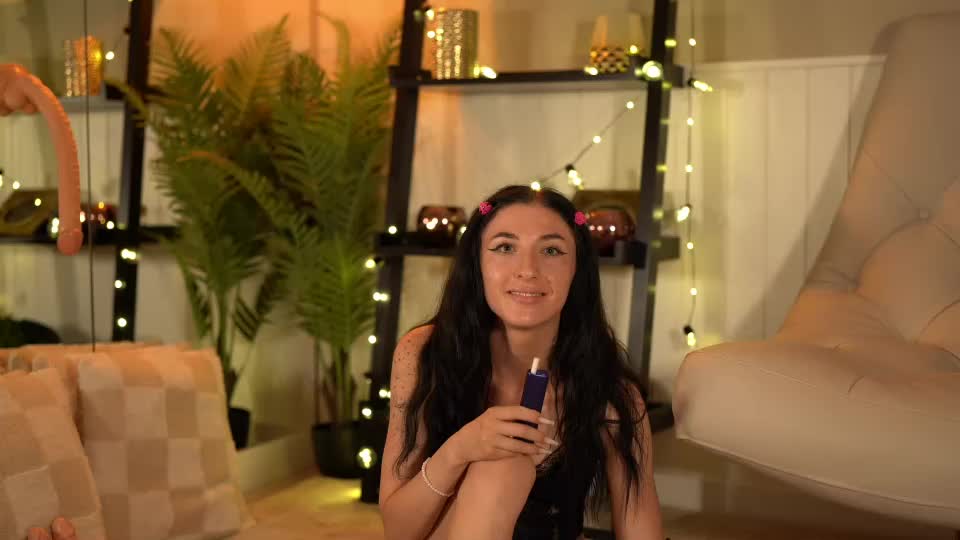 elliejules Webcam Chat August 10, 2026
